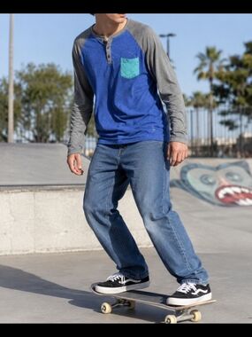 NWT Arizona Blue Gray Raglan Henley Pocket Tee XXL Colorblock Casual Soft Norm